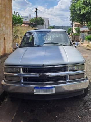 CHEVROLET SILVERADO 4.1 4X2 CS 18V DIESEL 2P MANUAL CHEVROLET SILVERADO 4.1 4X2 CS 18V DIESEL 2P MANUAL